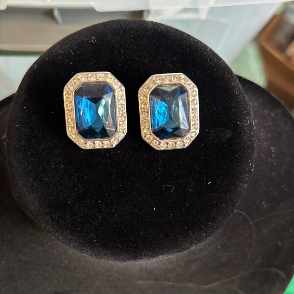 Vintage Kenneth Jay Lane Elegant Blue and Silver Clip-On Earrings